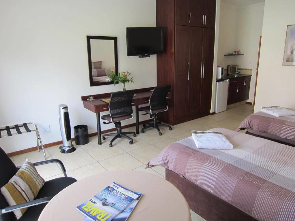 Amohela Guesthouse Midrand Exteriér fotografie